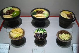 640px-Korea-Kimchi-Ancient.form-Museum-01